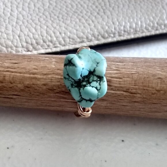 Size 8 ~ Turquoise Magnesite Nugget Ring! Boho  meets Bougie Beachside Charm! - Picture 2 of 13